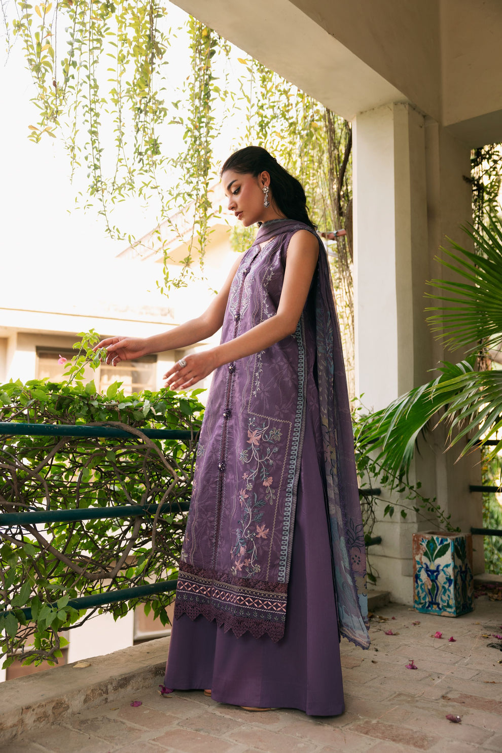 Unstitched 3 Piece Digital Printed Lawn Suit with Embroidered Organza Neckline, Hem & Sleeves Borders | Chiffon Dupatta