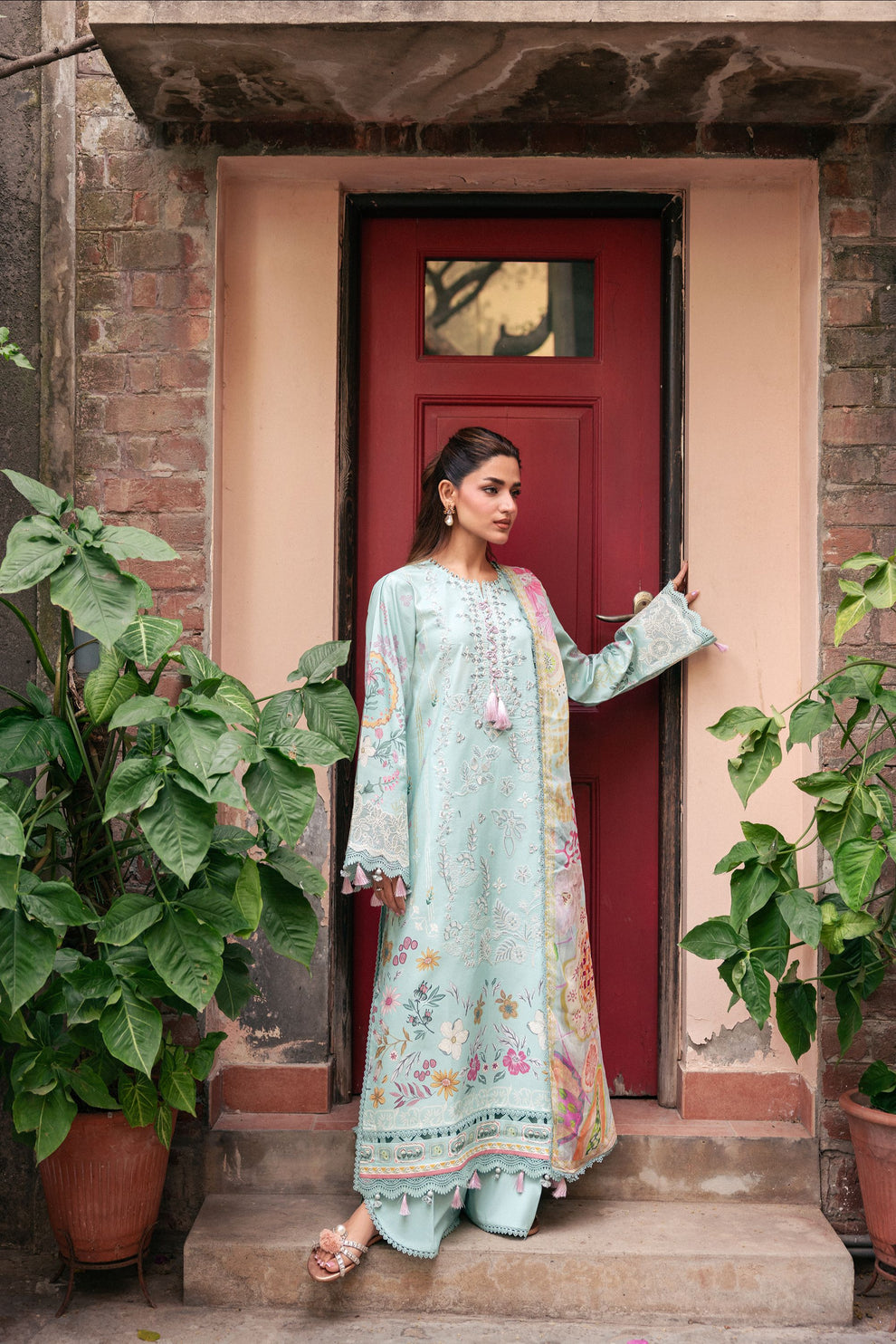 Unstitched 3 Piece Digital Printed Lawn Suit with Embroidered Organza Neckline, Hem & Sleeves Borders | Chiffon Dupatta