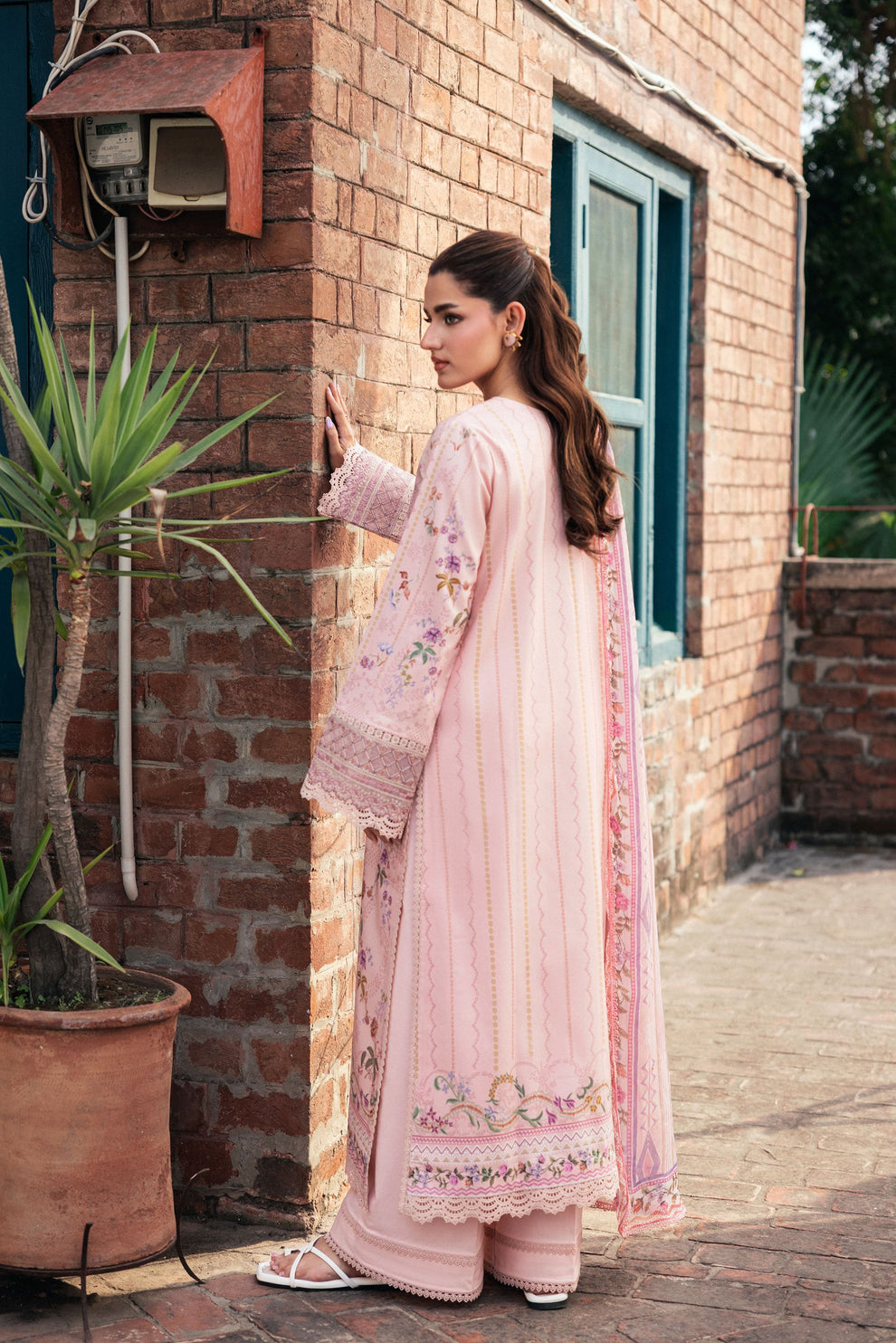 Unstitched 3 Piece Digital Printed Lawn Suit with Embroidered Organza Neckline, Hem & Sleeves Borders | Chiffon Dupatta
